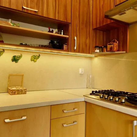 U Sabi * ויסלאו